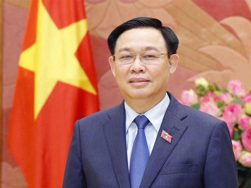 CubaMINREX's tweet photo. El miembro del Buró Político del Comité Central del Partido Comunista de la República Socialista de #Vietnam 🇻🇳 y presidente de la  Asamblea Nacional, Vuong Dinh Hue, realizará una visita oficial a #Cuba 🇨🇺 del 18 al 23 de abril.

🔗https://t.co/T6g3sY76Xi https://t.co/GCp78o6DMJ