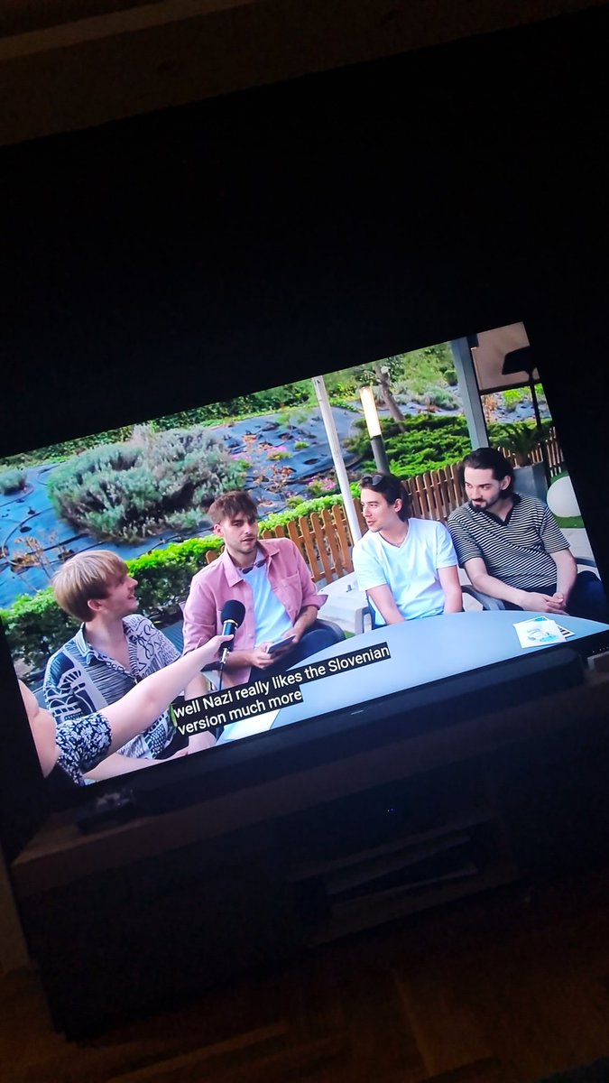 RDavidovic's tweet photo. @JokerOutBand that moment when youtube messes up the translation 😅 https://t.co/hftGY9PkYt
