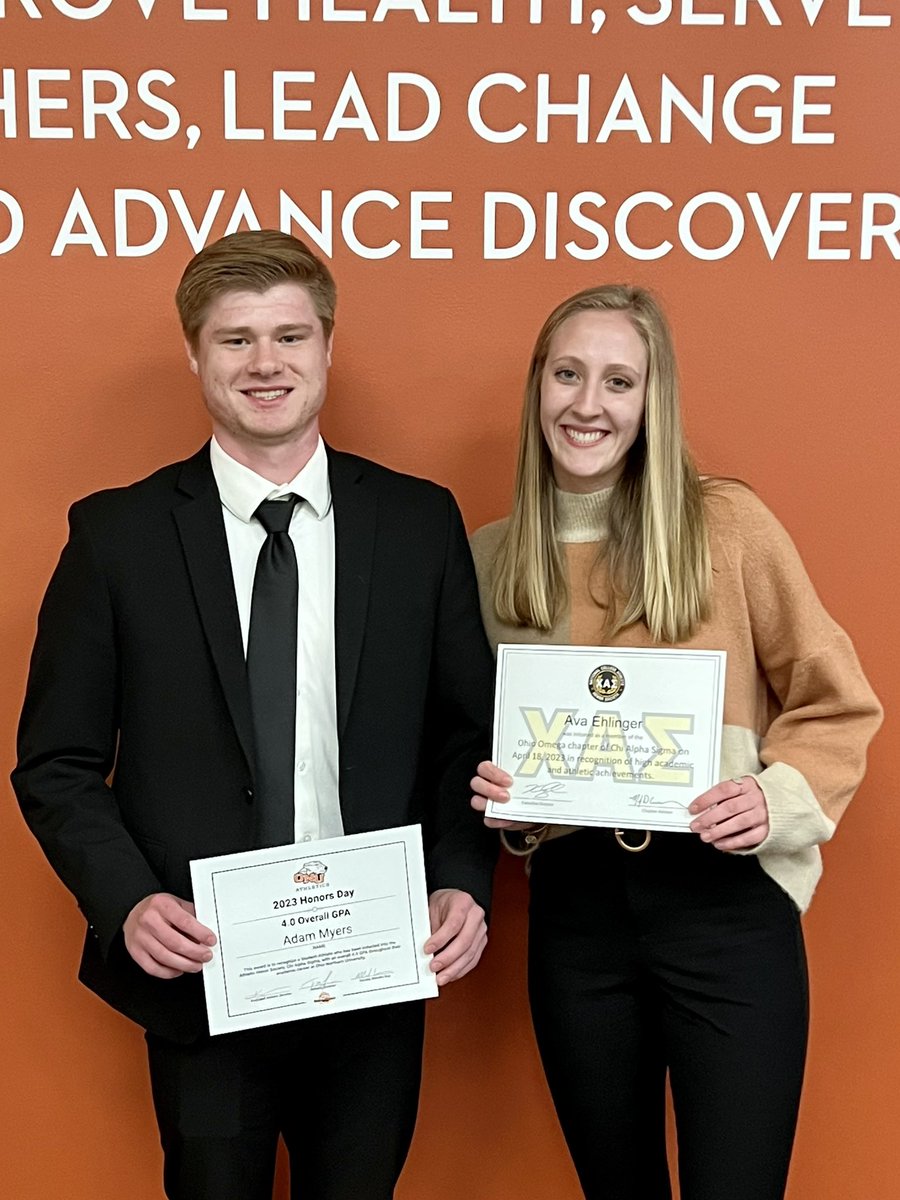 BerMyersRuns's tweet photo. Congratulations to @A_Myers_ @ava_e20 , Karam and Jacob on your honors today! Well done Polar Bears! 🖤🧡🐻❄️
#studentathletes #onthehunt
#topgang
@onu_wrestling @ONUVB https://t.co/tcy2IGEAq8