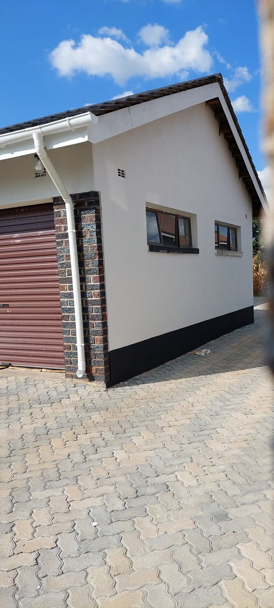 addcolour_Paint's tweet photo. Adding Colour and giving a new refreshing look.
Contact us today on https://t.co/MiFmE9isDd
#AddColour #Painting #Homeimprovement
#DuluxZimbabwe #proudlyzimbabwe #dulux https://t.co/FzIwmb5C6a