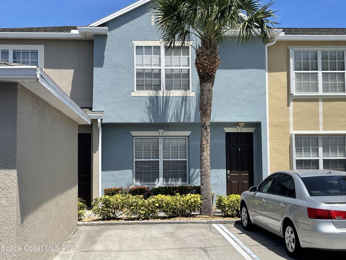 LadyDee101's tweet photo. Ready to upgrade? Impeccable 3 BD/ 3 BA in Indialantic has it all. Call/text/DM me!  https://t.co/98F26eGOwK https://t.co/KrgALunXiR