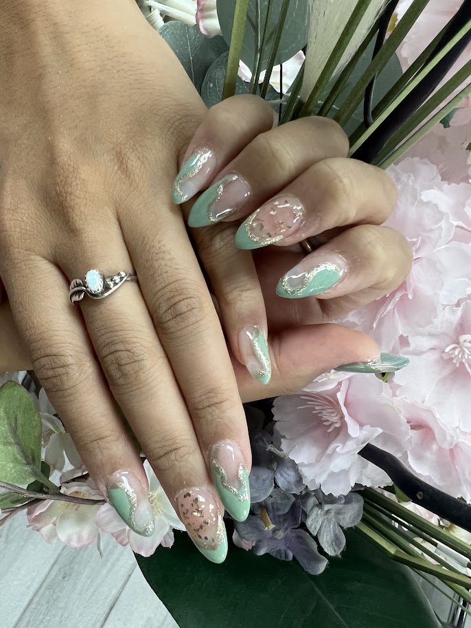 specklednails's tweet photo. Are you looking for a manicure that will last longer than regular nail polish? Experience Speckled Nails &amp; Spa's gel nail treatments! We employ high-quality materials that provide stunning, long-lasting effects. Our experienced professionals use the latest techniques. https://t.co/wpo3bUhJzD