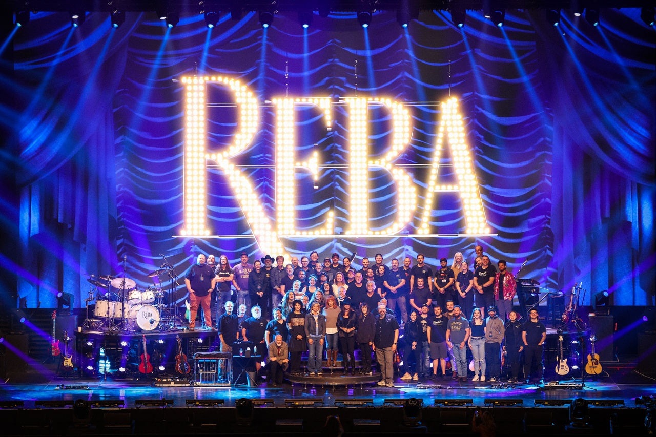 Reba Show Family