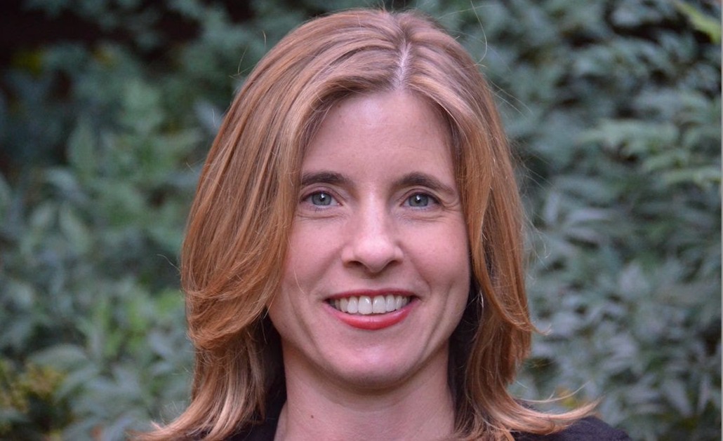 TPCSAnews's tweet photo. We’re excited to announce our keynote speaker for the 2023 Texas Public Charter Schools Conference: @ehanford! With an award-winning podcast about early reading instruction, this keynote will be one for the books! Register to hear Emily on September 25th: https://t.co/YFXLgiSRS8 https://t.co/JzMijyUOnZ