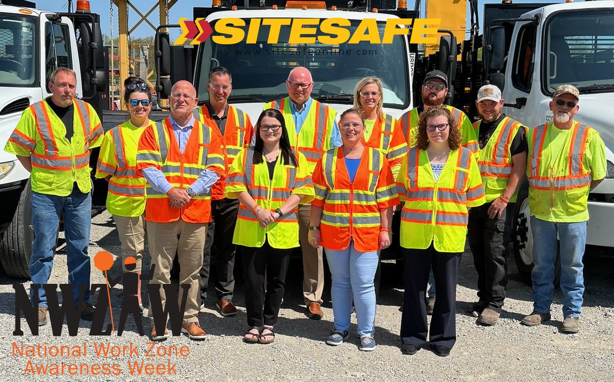 TMAtrucks's tweet image. It’s National Work Zone Awareness Week. You play a role in #workzonesafety. WORK WITH US! Help spread the word. #NWZAW