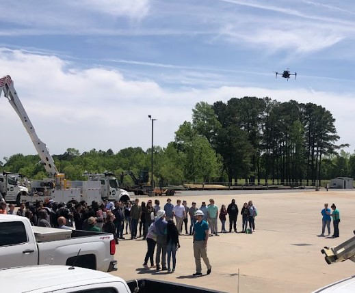 CtePcs's tweet photo. Students from North Pitt, JH Rose and DH Conley joined Edgecombe-Martin County EMC for Linemen Technician Camp! Students were able to learn more about the profession and gain hands on experience. #AllAboutCTE https://t.co/j0oGdgamHv
