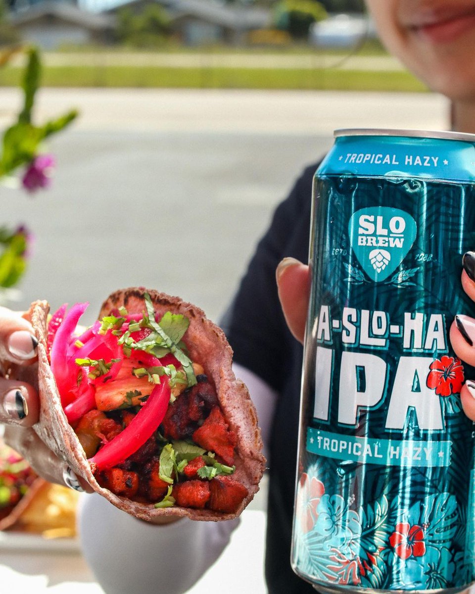 🌮 Taco Tuesday anyone? Cool off that spice with a refreshing A-SLO-Ha Hazy IPA. Catch the original Tropical Hazy (6.5%) along side our new Blood Orange (6.5%) and Double Hazy (8.0%).

Photo: @federicosfreshmex

#tacotuesday #asloha #slobrew #sanluisobispo #california