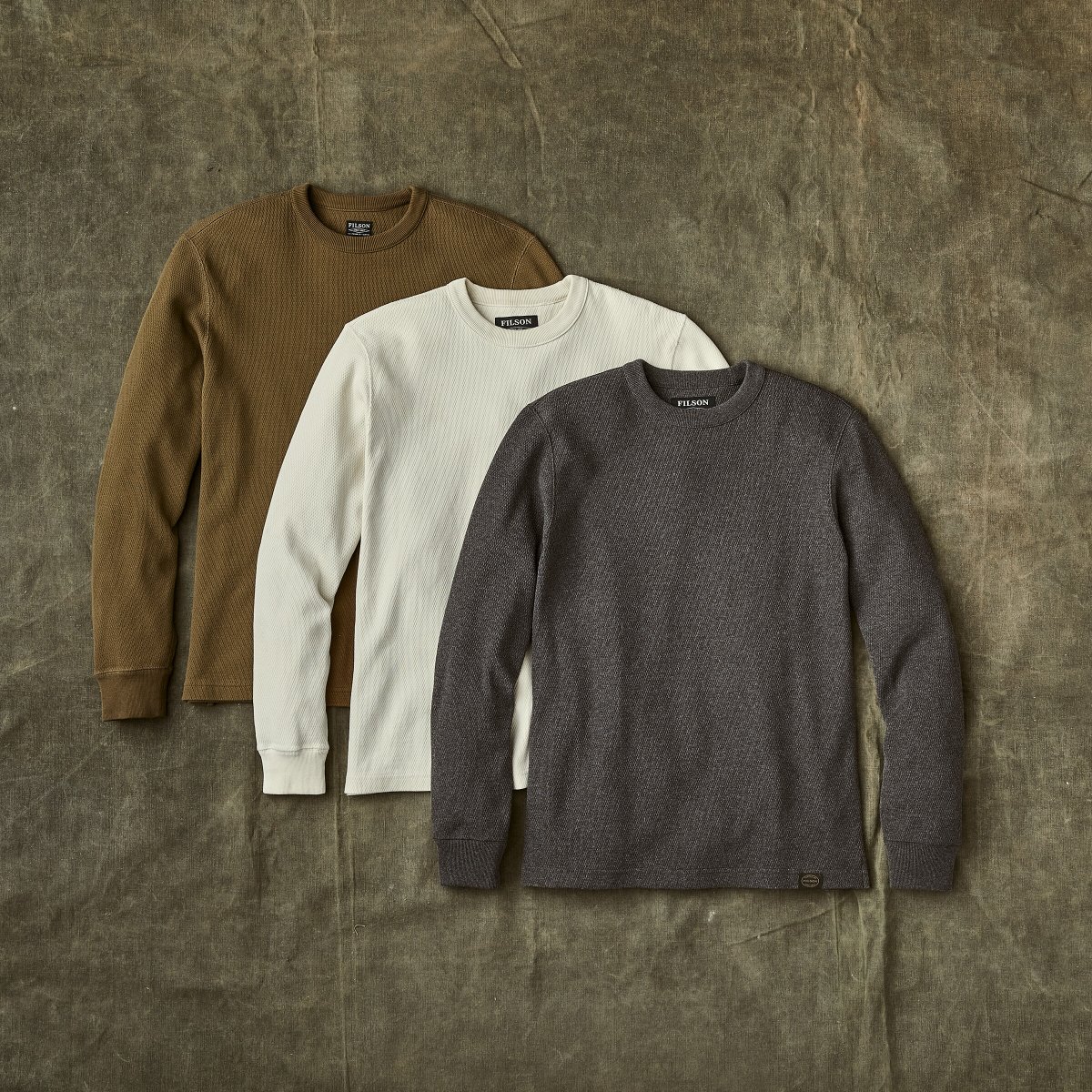 jupiterandmain's tweet photo. Now at Jupiter &amp; Main: Filson's Waffle Knit Thermal Crew traps a layer of air between the fabric and your skin for enhanced breathability and insulation. Heavyweight Peruvian cotton has a soft feel that’s comfortable to wear under a shirt or jacket. https://t.co/nYpAIgocSl