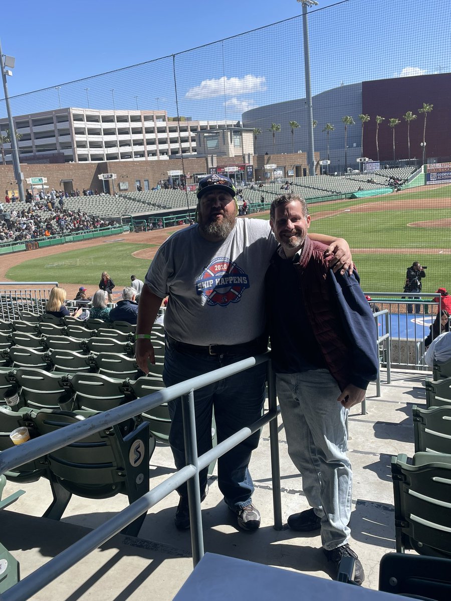 KingcougarMike's tweet photo. @Always_Yangry @velcrobaby @QuarterRico @gilligan80 @johnnysfgiants @JohnnyKamen @Sports_JoeG @DavePolaski @poniesNpucks @P_S_Tobar #MiLB 3 ⚾️9️⃣2️⃣7️⃣0️⃣ #CALeague #Rawhide #Ports w @RFWill149 (doing PA) his dad @eddiesofficials @royaltytoursusa https://t.co/SCExjeu7YP