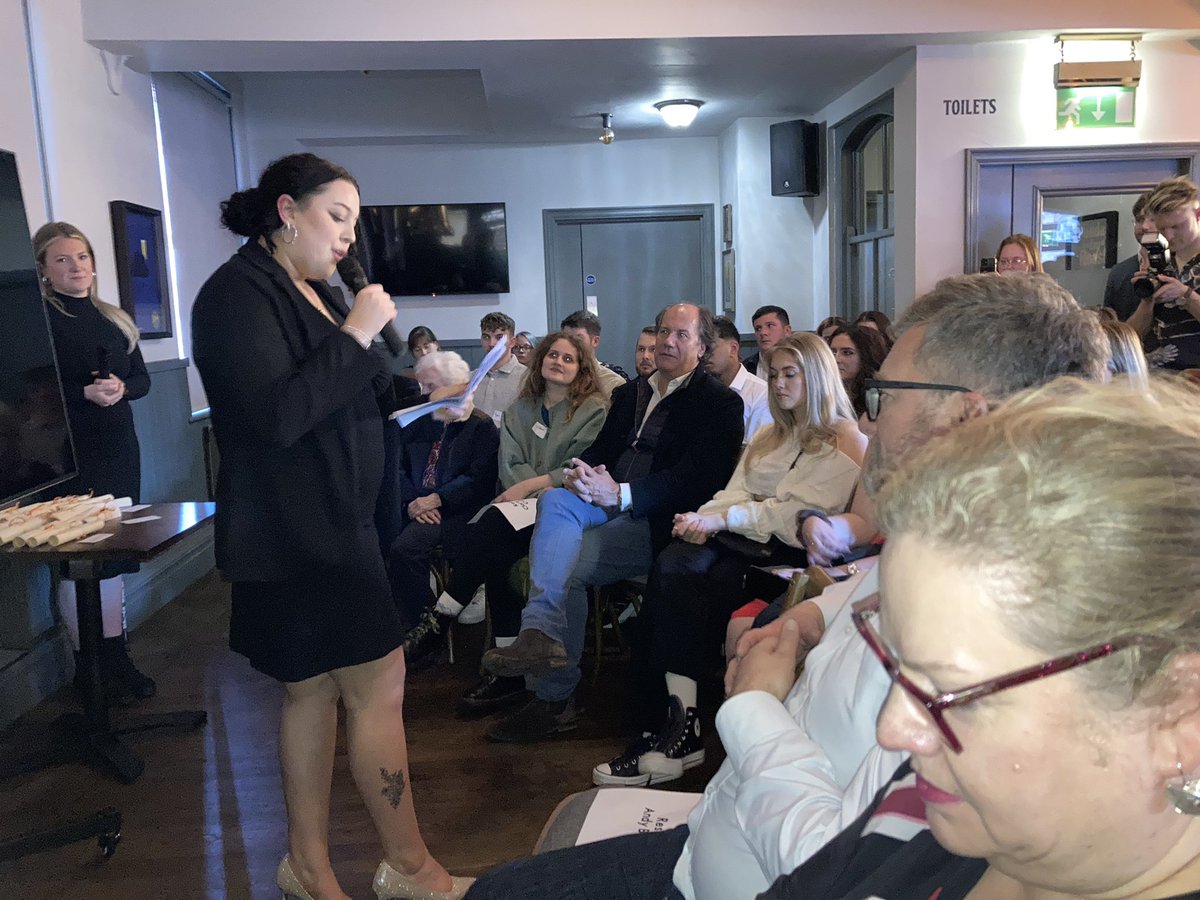 Claire Ebrey tweet media