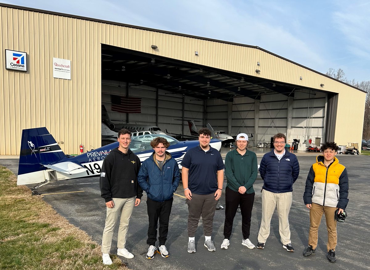 prevailanceaero's tweet photo. It was a phenomenal Spring 2023! Can't wait to share the sky with these professional pilots in the near future! #UPRT #PilotStrong #LibertyUniversity #LUSOA @LibertyU #FlightTraining #Aviation #Extra300L #Extra330LX #Pilot #Aviation #Training #prevailanceaerospace https://t.co/U0C7fmiLoI