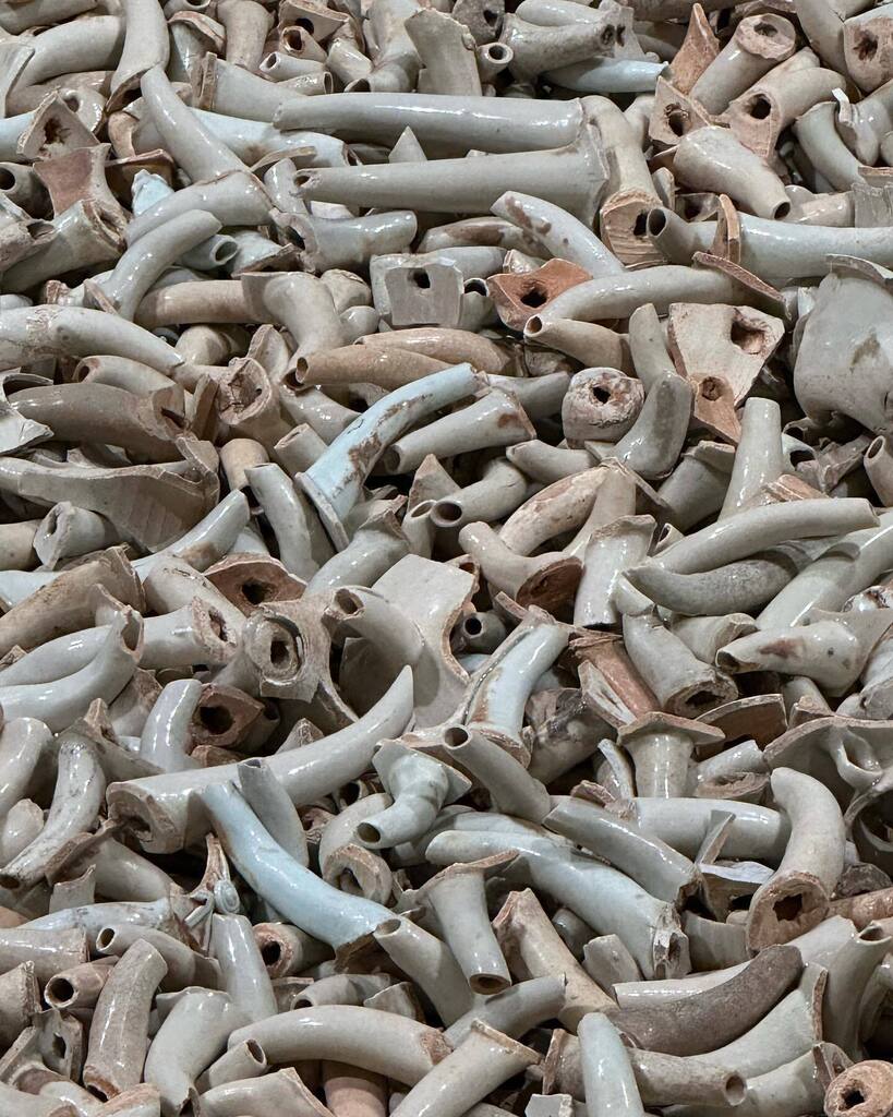 Timothy_Hughes's tweet photo. Spouts - Ai Welwei #aiweiwei @designmuseum #makingsense #designmuseum #designmuseumlondon #art #artgallery #artist #london #kensington #londonlife #london🇬🇧 #londonart #londonist #londoner #londoners #china #design #sculpture #sculptures #object #objectd… https://t.co/42wcZBWgrD https://t.co/RYnRTsfY7I