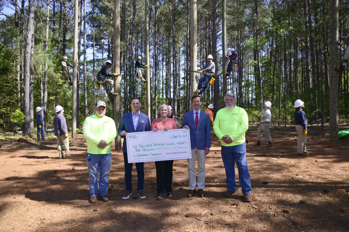 TCTCPrez's tweet photo. Today is National Lineworker Appreciation Day. On this day we #ThankALineworker for powering the lives of millions of people across the country. We also recognize &amp; thank @DukeEnergy for their ongoing support of @tctcedu and our power line worker program. https://t.co/hEdUtlMF5e https://t.co/zcGEqnmv0C