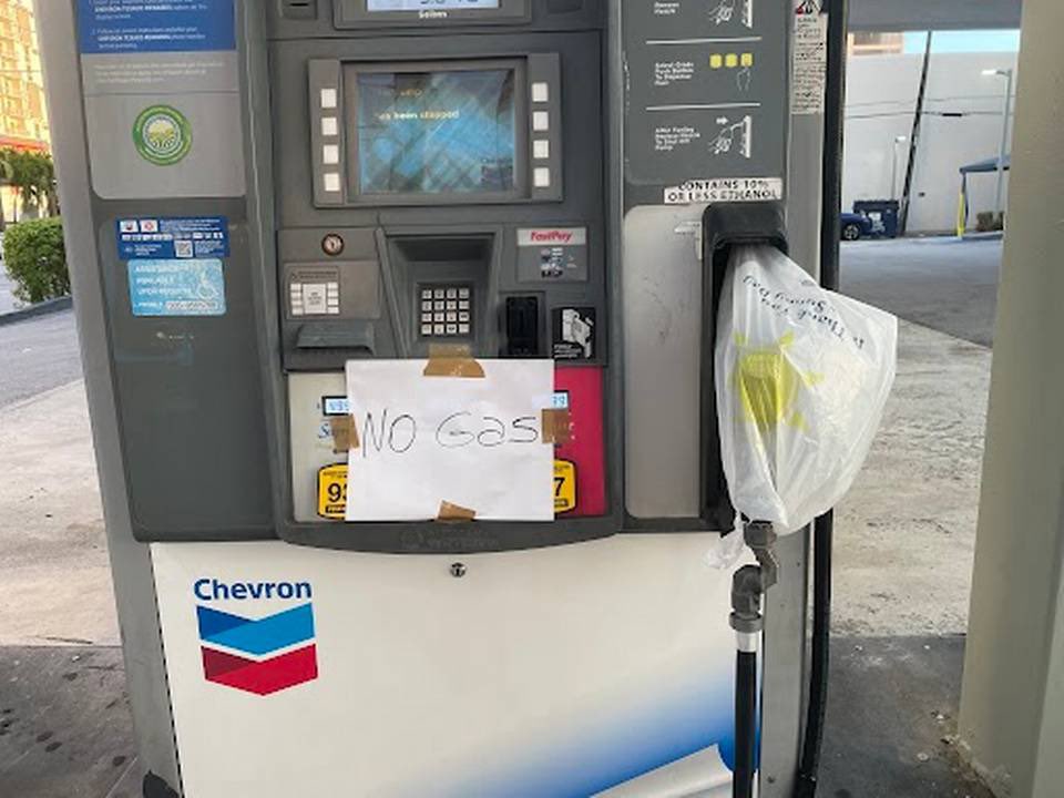 ananavarro's tweet photo. It would be awfully nice if instead of waging war against drag-queens and Mickey Mouse, Ron DeSaster would do his job and help S Florida remedy the fuel shortages, resulting from last week’s epic rains. https://t.co/CiPKIzAnlI
