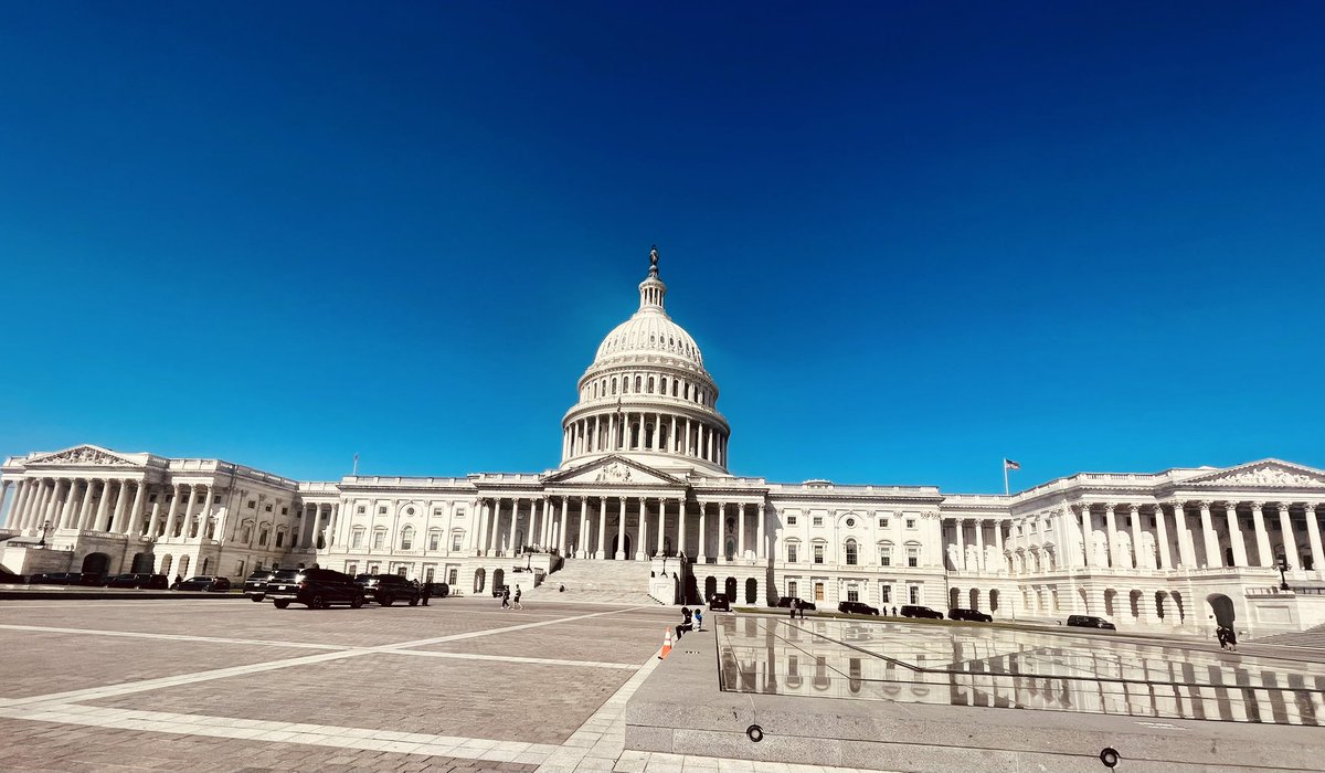 XioFernandezMD's tweet photo. @CAPDCAdvocacy Virginia Delagation advocating for our patients at the office of Senator @timkaine #SetThePath23 https://t.co/wGaEx0JbiA