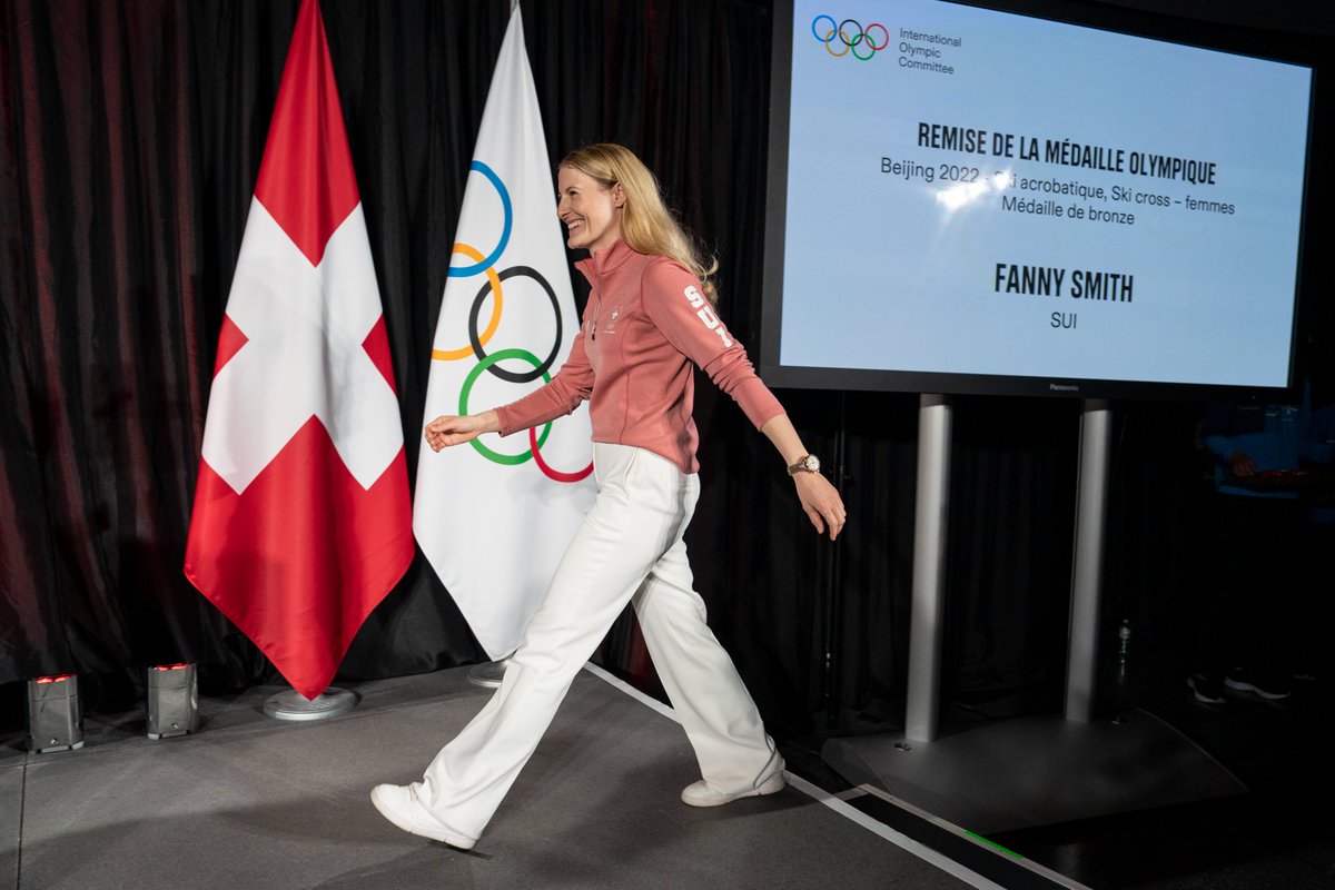 Christian Klaue (@chklaue) on Twitter photo Big crowd and an emotional moment today for Swiss ski crosser <a href="/SmithFanny/">Fanny Smith</a> at the <a href="/olympicmuseum/">The Olympic Museum</a> in Lausanne, when she finally received her bronze medal from the Olympic Winter Games Beijing 2022 in front family and friends. Congratulations!
<a href="/swissteam/">Swiss Olympic Team</a> Big crowd and an emotional moment today for Swiss ski crosser <a href="/SmithFanny/">Fanny Smith</a> at the <a href="/olympicmuseum/">The Olympic Museum</a> in Lausanne, when she finally received her bronze medal from the Olympic Winter Games Beijing 2022 in front family and friends. Congratulations!
<a href="/swissteam/">Swiss Olympic Team</a>