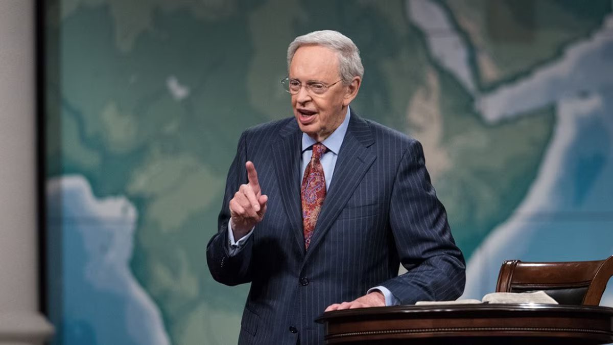 Adralicious's tweet photo. My favorite pastor since I was a child to watch/listen to …and I still read & watch every morning… #InTouch daily devotional is the first thing I read every morning. #RIPCharlesStanley 😭😭😭 https://t.co/2QFFLt6SOG