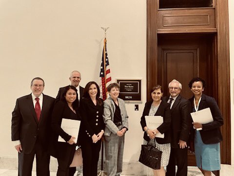 XioFernandezMD's tweet photo. Virginia Delegation advocating for our patients at the office of Senator @timkaine #SetThePath23 @CAPDCAdvocacy https://t.co/jGiNcibMmk