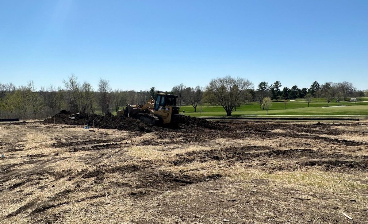 Taking Shape – Work begins at Golf House Iowa site. 

Earthwork and general grading of the site for Golf House Iowa began on Monday, April 17, near Norwalk’s <a href="/echovalleycc/">Echo Valley CC</a>: ow.ly/oGTs50NMbMC