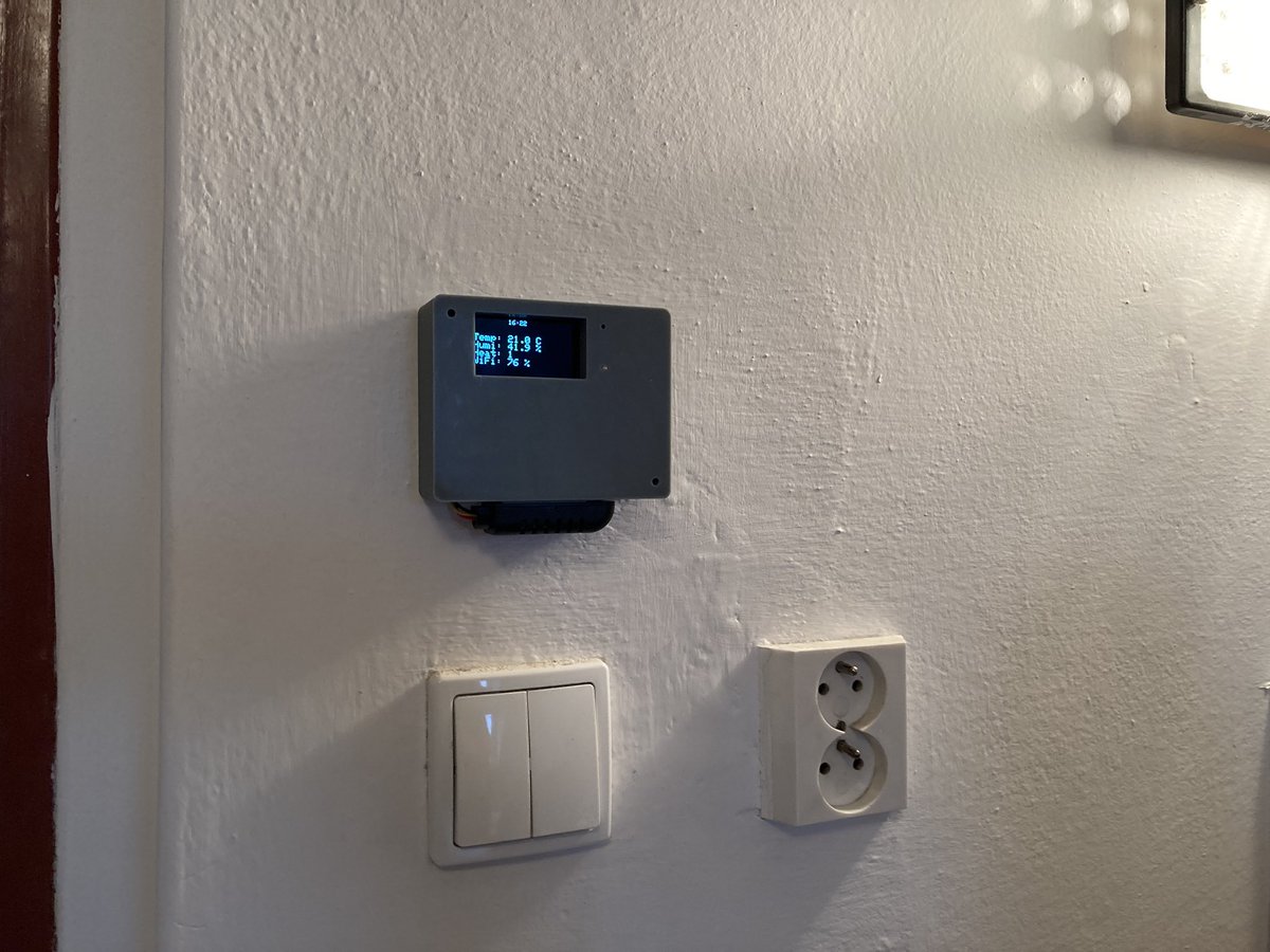 zoklkot's tweet image. V rámci projektu na @CVUTFEL #ChytryTemesvar jsme se trochu posunuli. Sezóna začíná a bylo třeba přejít z režimu #ProofOfConcept do režimu #Prototyp. Takže chytrá náhrada zařízení #Rego je nasazena a 3 pokoje jsou chytře vytápěny. Správkyně objektu se už učí ovládat #HA 👍👍👍