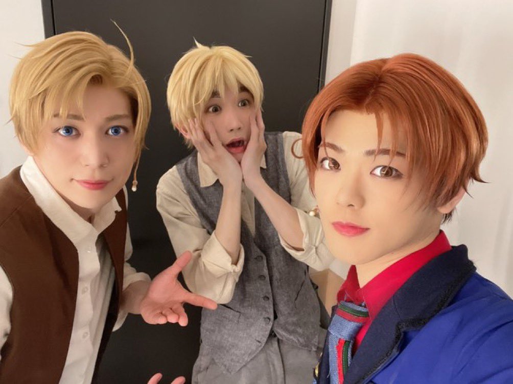 HetaliaintheUsa's tweet photo. Some more photos of the performance in Tokyo have to say the other costumes they have are adorable #ヘタミュ #hetalia #hetaliamusicalUSA #hetaliamusical #hetaliathemusical #hetaliafandom  #hetaliathefantasticworld  #hetaliafinallive #hetamyu https://t.co/r62GETFAV8