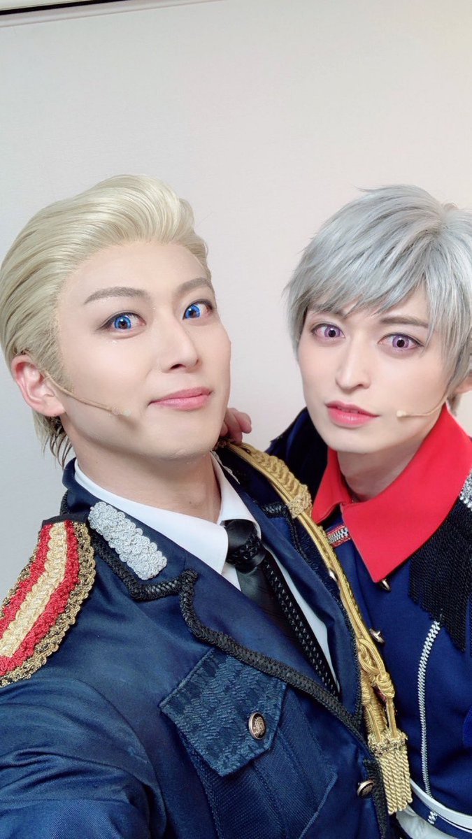 HetaliaintheUsa's tweet photo. Some more photos of the performance in Tokyo have to say the other costumes they have are adorable #ヘタミュ #hetalia #hetaliamusicalUSA #hetaliamusical #hetaliathemusical #hetaliafandom  #hetaliathefantasticworld  #hetaliafinallive #hetamyu https://t.co/r62GETFAV8