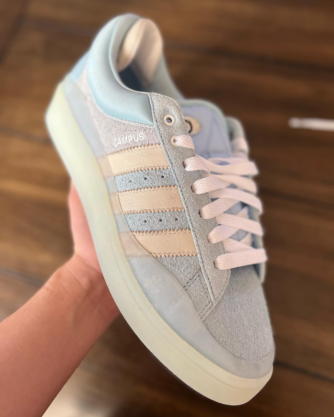 Sneaker News on Twitter: