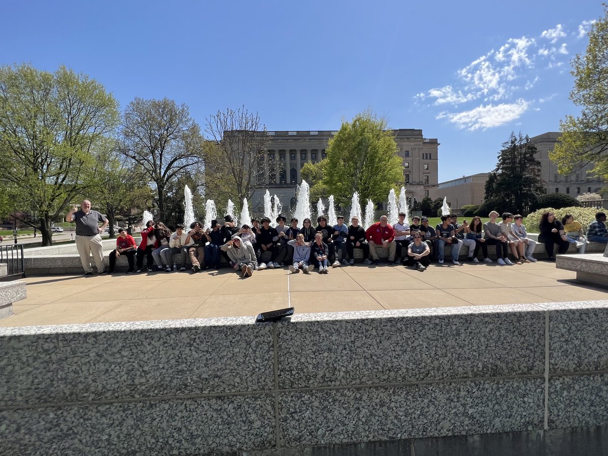 WDJH106's tweet photo. Beautiful day in Springfield.#wdsd7 https://t.co/A4bqDIgS96