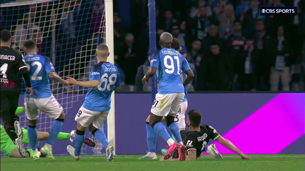 Alex Meret denies Oliver Giroud with another brilliant save. 😤”