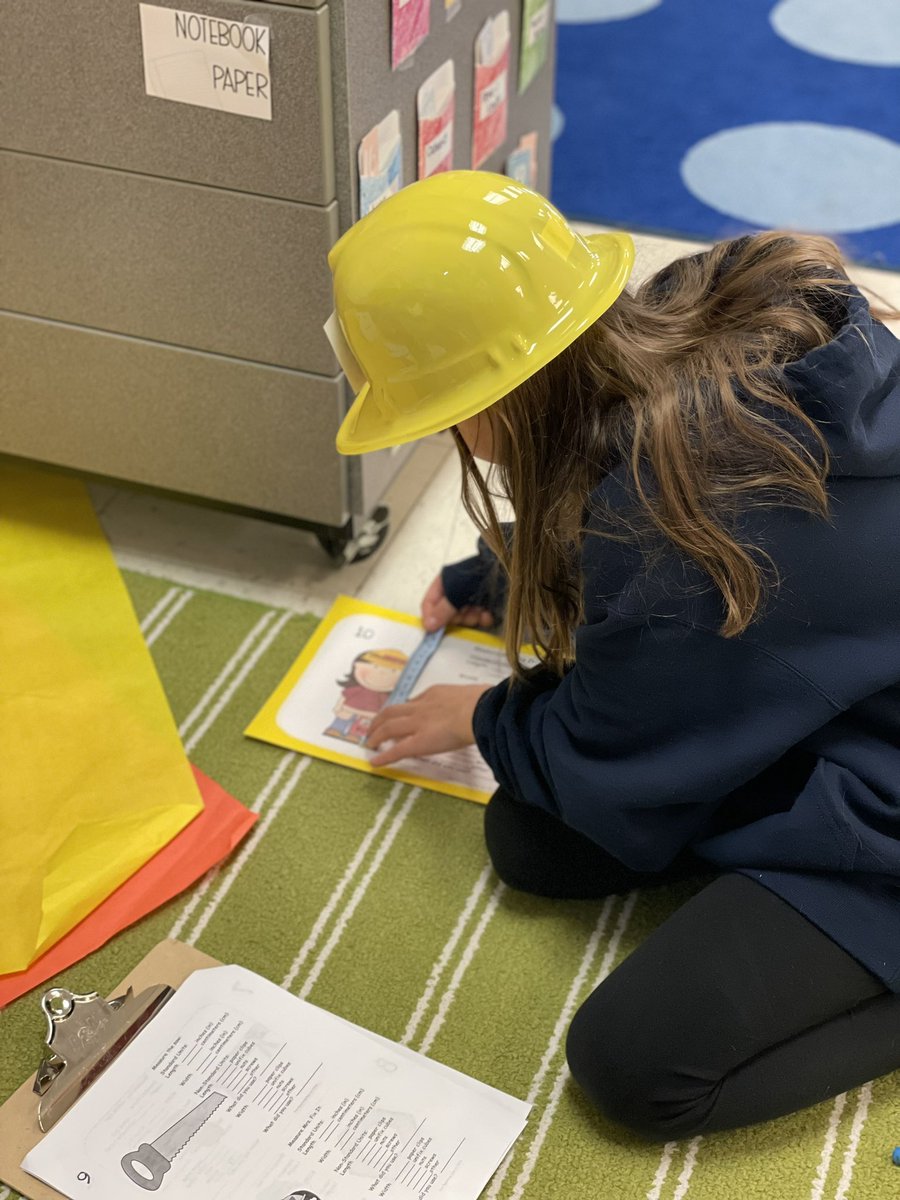 RachCStanley's tweet photo. Measurement construction zone in my 2nd grade classroom this morning! Perfect review for our measurement assessment! #stanleyssquad #measurementconstruction #vhcs @VHELP_K5 @vhcschools https://t.co/0habfVOxrB
