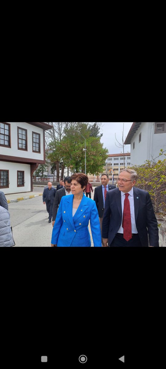 IyiCank's tweet photo. İlimiz yerel basın ziyaretlerimiz @meral_aksener @avunzileyuksel @cankiriiyiparti @IYICANKIRI @malikaramemis @oyayakin @AYDINAKBA10 https://t.co/zTa7A6KEf0