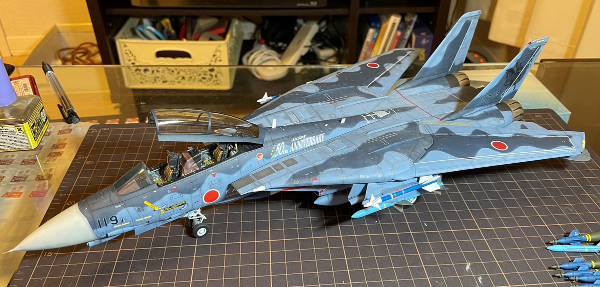 kingman_model's tweet photo. 最近作ったプラモ。

・アオシマ 1/24 ランボルギーニ ウラカン ペルフォルマンテ
・タミヤ 1/20 フェラーリ SF70H
・タミヤ 1/48 グラマン F-14D トムキャット
・アオシマ 1/20 未来少年コナン ロボノイド ダイス船長版 https://t.co/QCtTiQf2Ak
