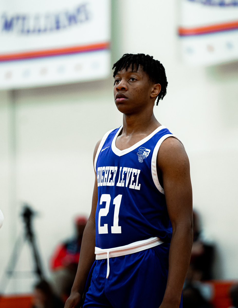 HigherLevelAAU's tweet photo. @HigherLevelAAU 17U ELITE will be in action this weekend at @marqueehoops event in DC!!! Roster has some talent!!! 
DM us or Email: Higherlevelsports@yahoo.com for Full Roster information and season schedule! https://t.co/OLqa8jhjTu