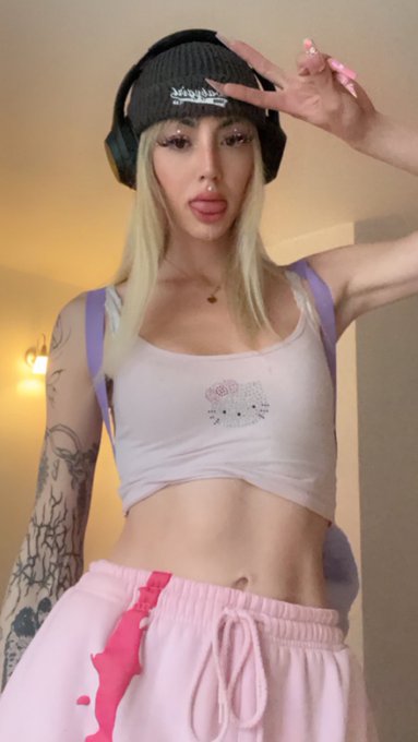 baby trans vs unhinged adult trans https://t.co/ryDOVm3Rk5<a href="/tag/newprofilepic"class="tags"><span>#newprofilepic</span></a>