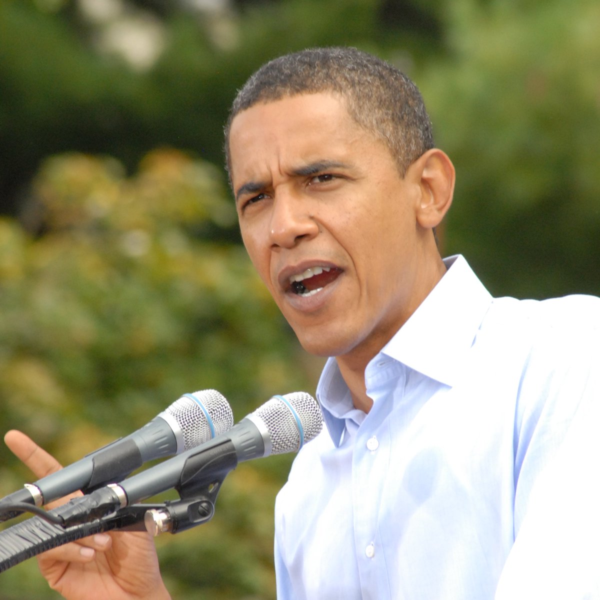 upward_politics's tweet image. Congratulations to our senator, John Cabor, for passing the bill on the  state&apos;s new infrastructure plan. Your hard work and dedication to our state is truly inspiring. Share your favorite political success stories with us in the comments below. #PoliticianSuccess #StateProgress