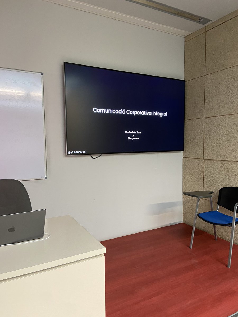 mireiadelatorre's tweet photo. Avui he donat una classe al Màster de Comunicació Corporativa a @BlanquernaFCRI sobre #marketingdigital i comunicació institucional. Gràcies @svilajoana per convidar-me ⚡️ Sempre fa il·lusió! https://t.co/a5JG3Uvl1i