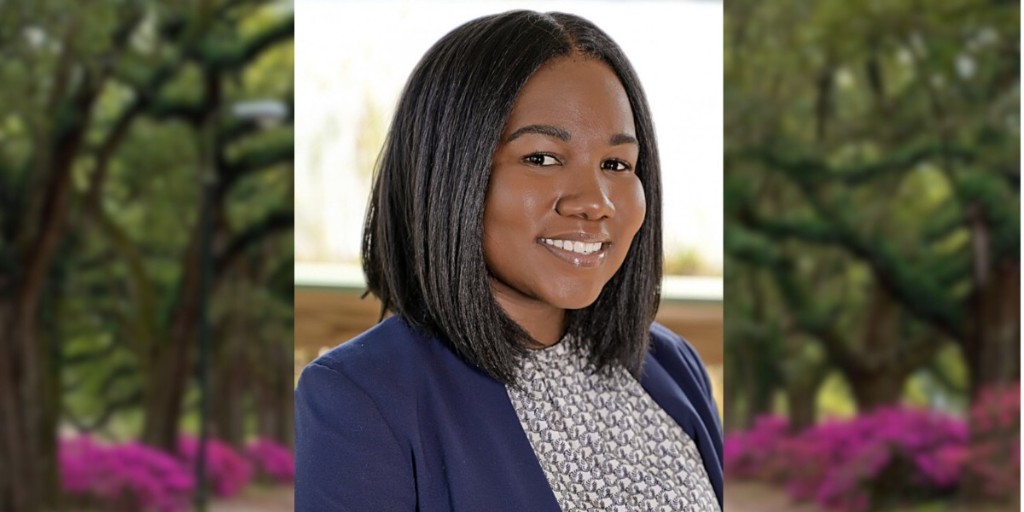 Congrats to Kerri Ebanks ‘17, who was recently named Digital Content Manager for the Office of Public Affairs for the U.S. Department of Energy. Keri earned her Bachelor's degree in Journalism from <a href="/shillcollege/">shillcollege</a>  with a B.A. in journalism. #SpringHillCollege #HillYeah