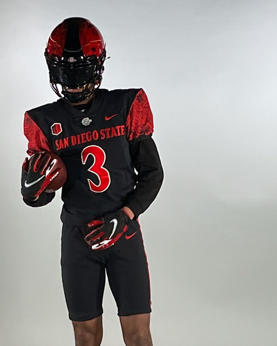 Looking good son in that San diego state gear. Let's keep running our own race i'm so proud of you. Not committed yet.