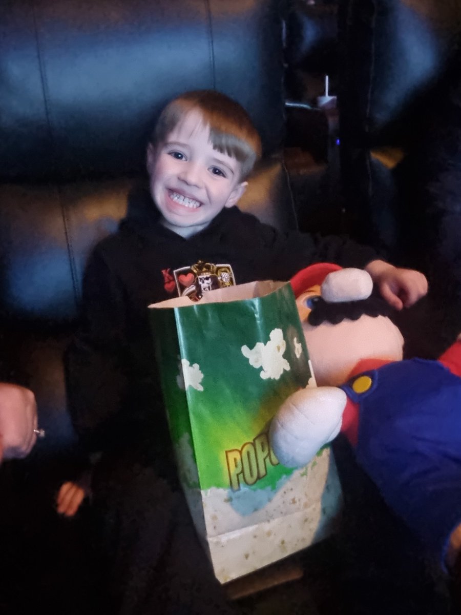 JennaLHewitt's tweet photo. @PCPSwans Myles had lots of fun over the Easter Holidays https://t.co/pW0WjfM6bh