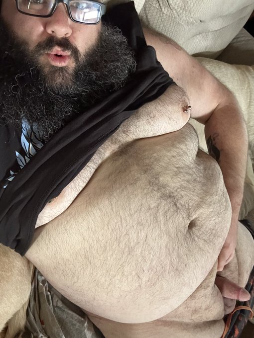 Bored and horny who wants to play with daddy?#BEARD #bearded #bigguy #fatpad #fatcock #ChubbyDaddies<a href="/tag/beard"class="tags">#BEARD</a><a href="/tag/bearded"class="tags"><span>#bearded</span></a><a href="/tag/nipple"class="tags"><span>#nipple</span></a><a href="/tag/fatcock"class="tags"><span>#fatcock</span></a><a href="/tag/bigguy"class="tags"><span>#bigguy</span></a><a href="/tag/fatpad"class="tags"><span>#fatpad</span></a><a href="/tag/chubbyman"class="tags"><span>#chubbyman</span></a>