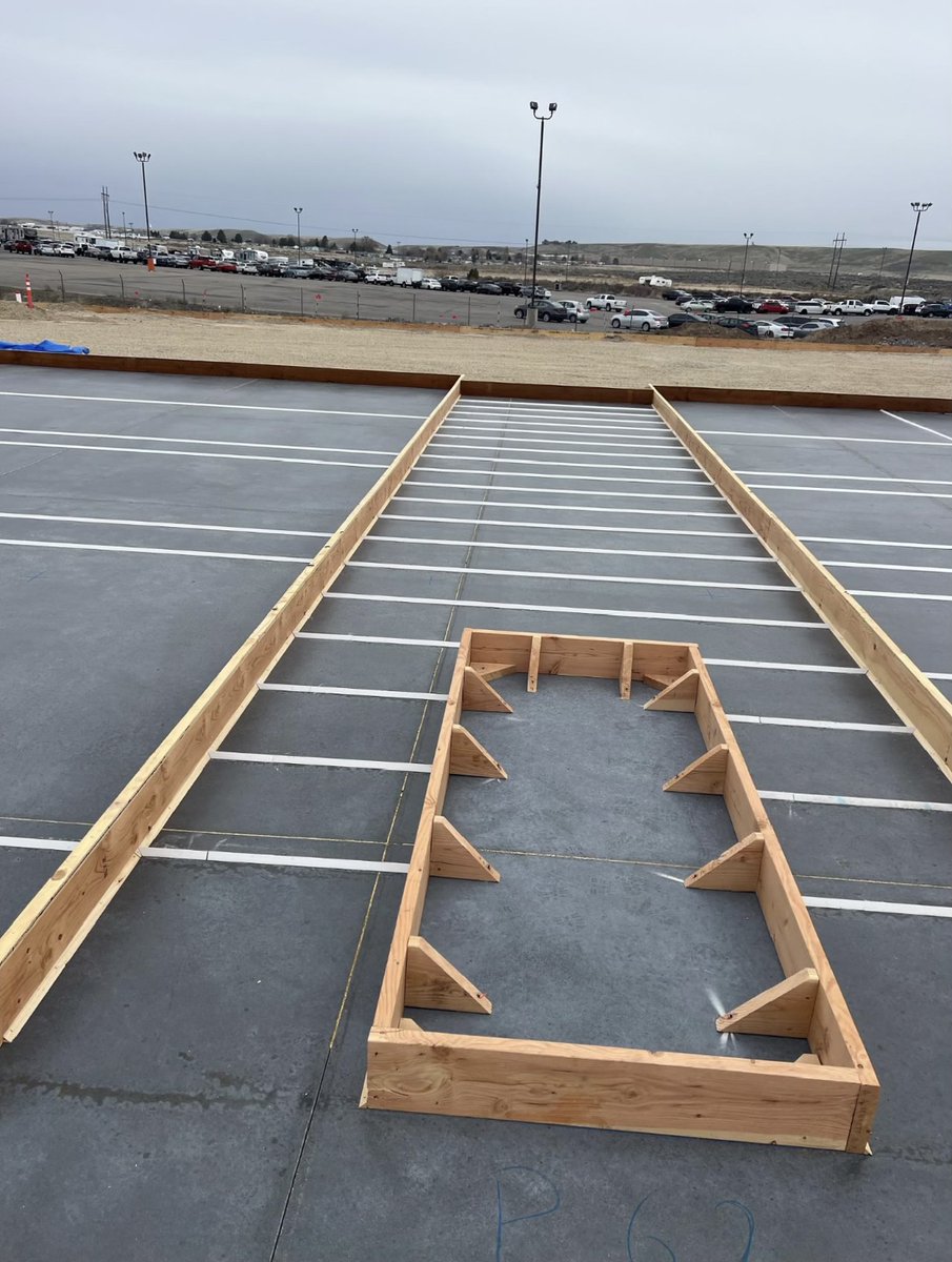 ConcreteStrateg's tweet photo. Huge shout out to our Field Management team on our Brinkmann project in Boise, ID! Our Superintendents, Layout Engineers, &amp; Carpenters are working meticulously to get panels ready for this week’s pour. We’re excited to see the finished product! #moretothepour #concrete https://t.co/uJR0alL0Mm