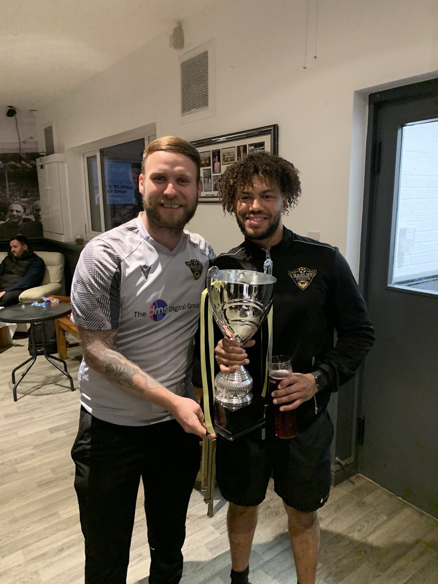 Eagley_Football's tweet image. They did it! Massive well done to @graeme_f_s and all the lads with a 2-1 victory over @HassyMarysFC in a great game💪🏆 Reserve division 2 champions! Deserved MOM and Goal scorer @bigJordz011 🦅🦅 @westlancsleague @BOLTONFMSPORT