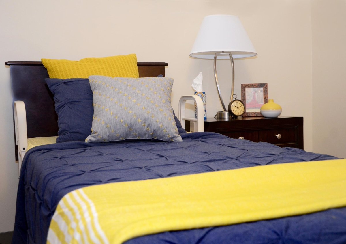 S_Lafayette's tweet photo. Are you or someone you know looking for Senior Living options?

The Springs of Lafayette Team would love to chat with you about what we can offer you and your loved one 💙 

Call us TODAY! 765.446.9229 https://t.co/IKhCEIvmwb