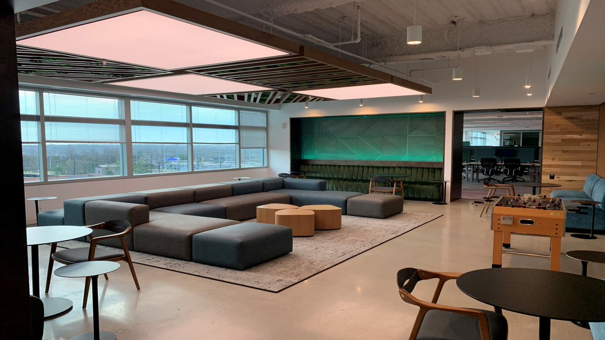 ColorKinetics's tweet photo. At the new, stunning #Signify #office in Bridgewater, a multi-brand #energyefficient #LED #lightingsystem from Signify - including #ColorKinetics #lightingsolutions - was designed to support the well-being of employees. 🏢 👉 https://t.co/GWJOs1J3YK https://t.co/q7UOiJKjY0