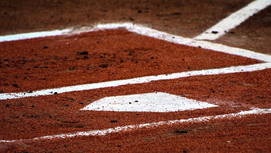 Get ready for the Perfect Game Capital City Showdown happening from April 21-23 at the Bettis Sports Park! Grab your gloves and hats, and head on down to the ballpark for a weekend of fun! ⚾️🏆 

#BaseballTournament #Ballpark #TopekaSports