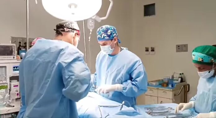 Desib73's tweet photo. 👨⚕️🏥 PQN: Más de 600 pacientes #operados gratis en Delta Amacuro
#RevoluciónÉtica #18Abril #FelizMartes
Sigue leyendo ➡ https://t.co/MFGQy2STiK https://t.co/3ojpgvjQiq