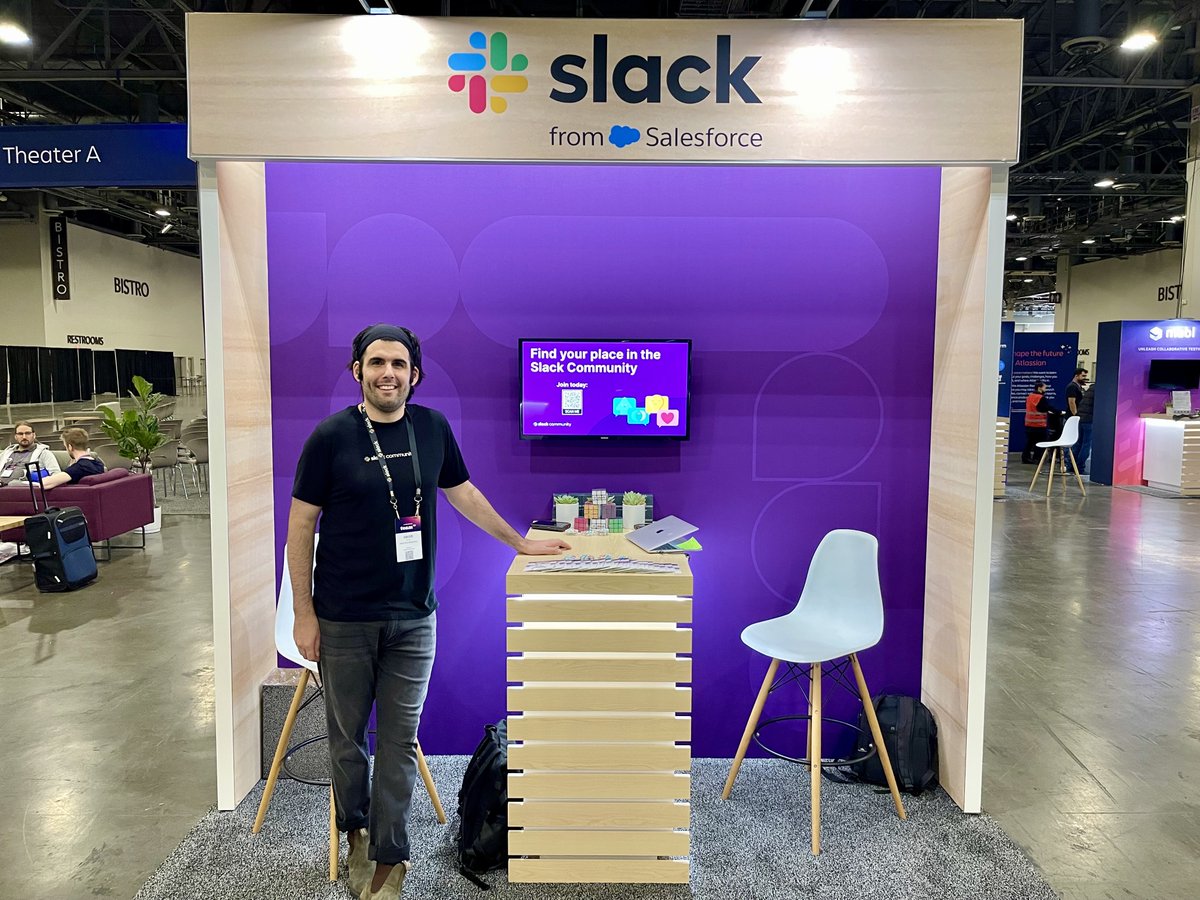 slack_community's tweet image. The #SlackCommunity has arrived in Las Vegas for #AtlassianTeam23! Thanks to our friends at @Atlassian for hosting us this week. ✨