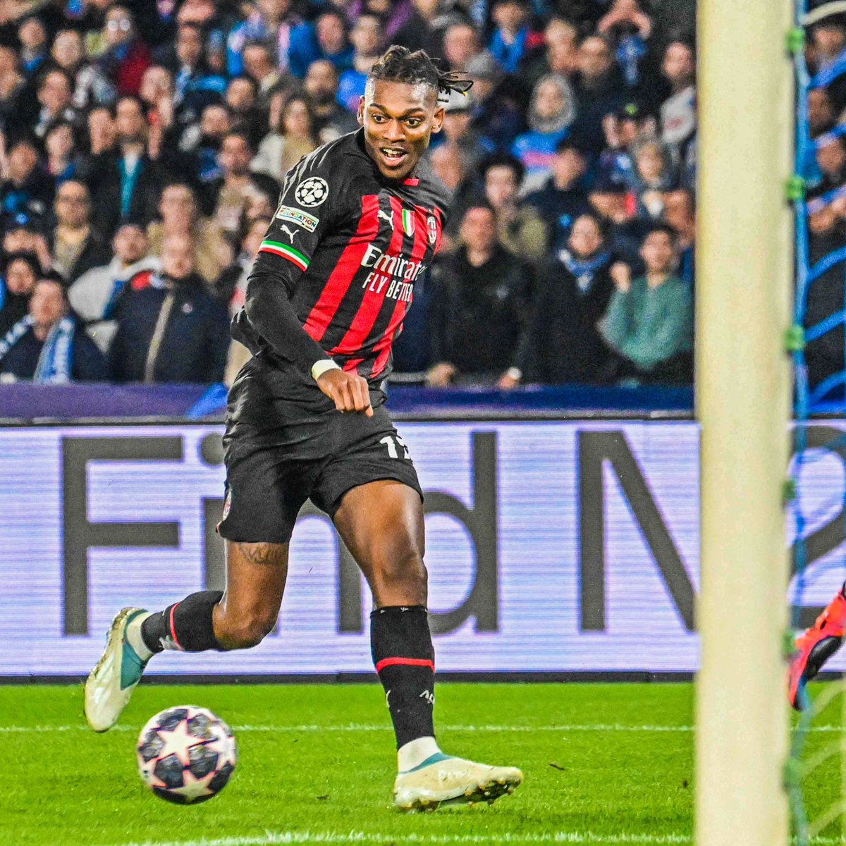 Out Of Context Football tweet media