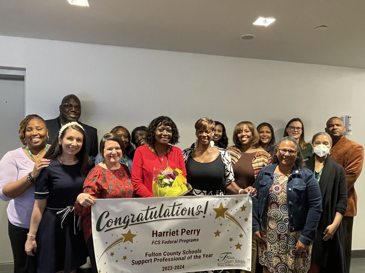 FultonCoSchools's tweet photo. Congratulations, 2023-2024 FCS Support Professional of the Year Harriet Perry!

@FCSSuptLooney 
@KimberlyRDove https://t.co/gtjKLGe6zu
