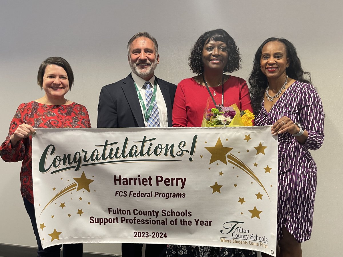 FultonCoSchools's tweet photo. Congratulations, 2023-2024 FCS Support Professional of the Year Harriet Perry!

@FCSSuptLooney 
@KimberlyRDove https://t.co/gtjKLGe6zu